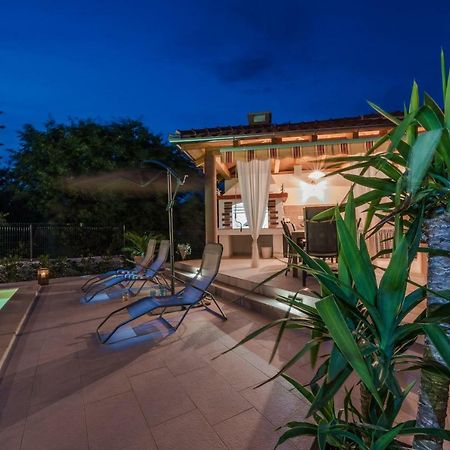 Apartments Jelavic Sutomiscica Dış mekan fotoğraf