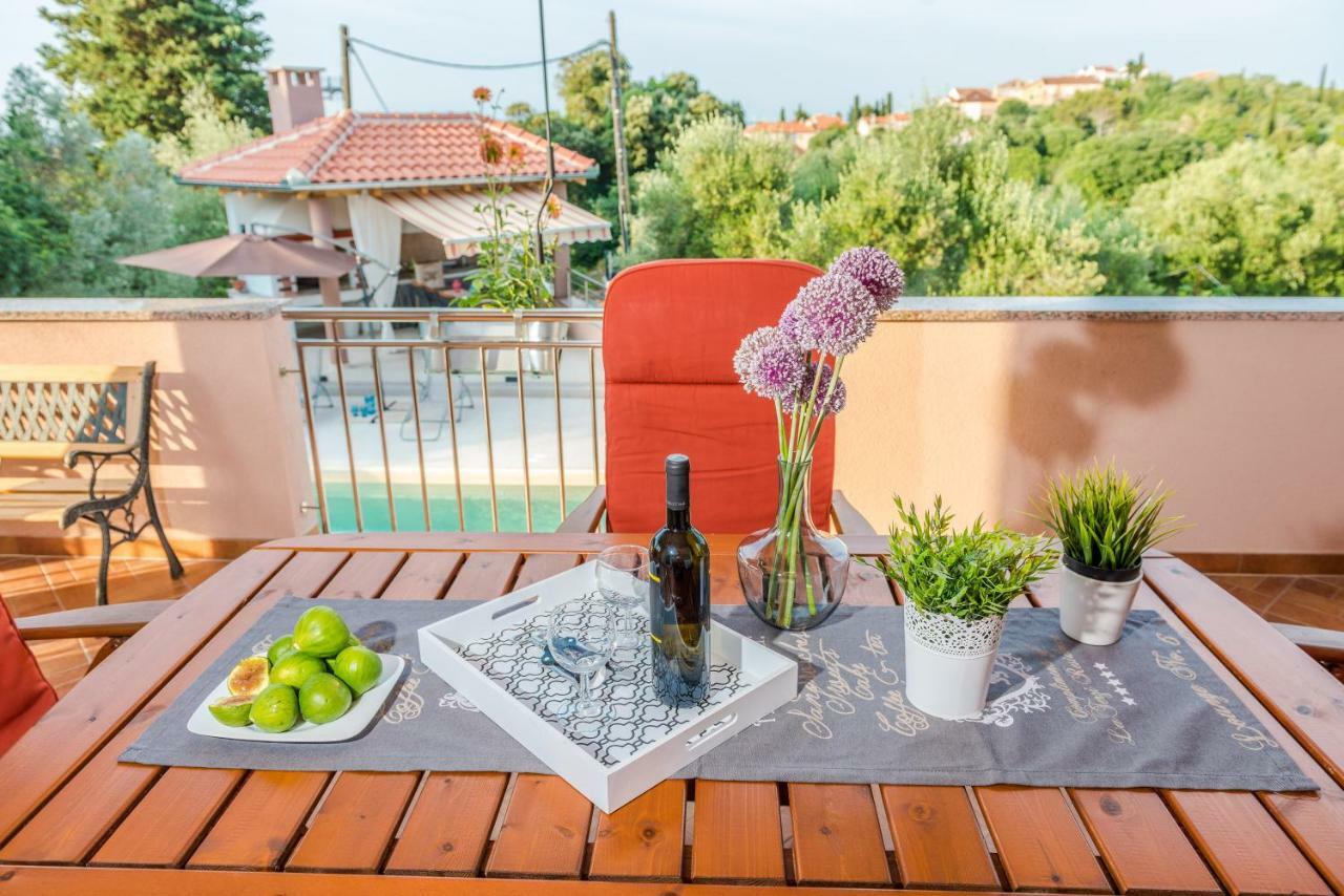 Apartments Jelavic Sutomiscica Dış mekan fotoğraf
