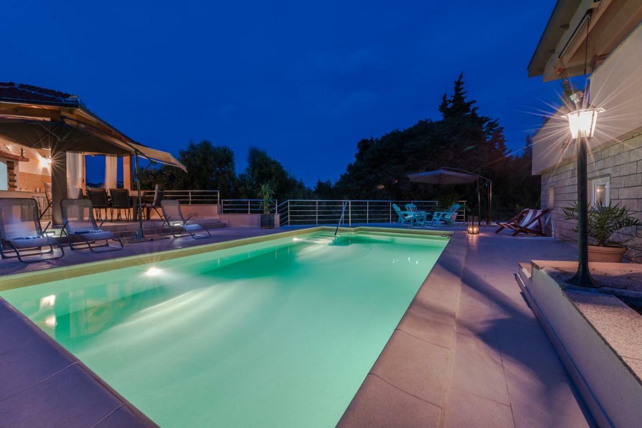 Apartments Jelavic Sutomiscica Dış mekan fotoğraf