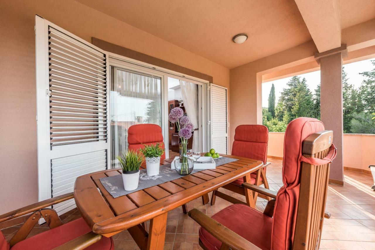 Apartments Jelavic Sutomiscica Dış mekan fotoğraf