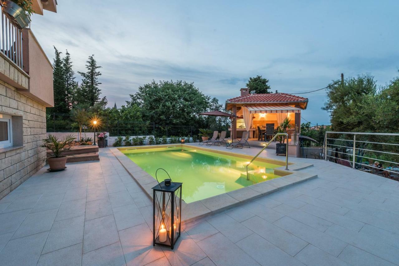Apartments Jelavic Sutomiscica Dış mekan fotoğraf