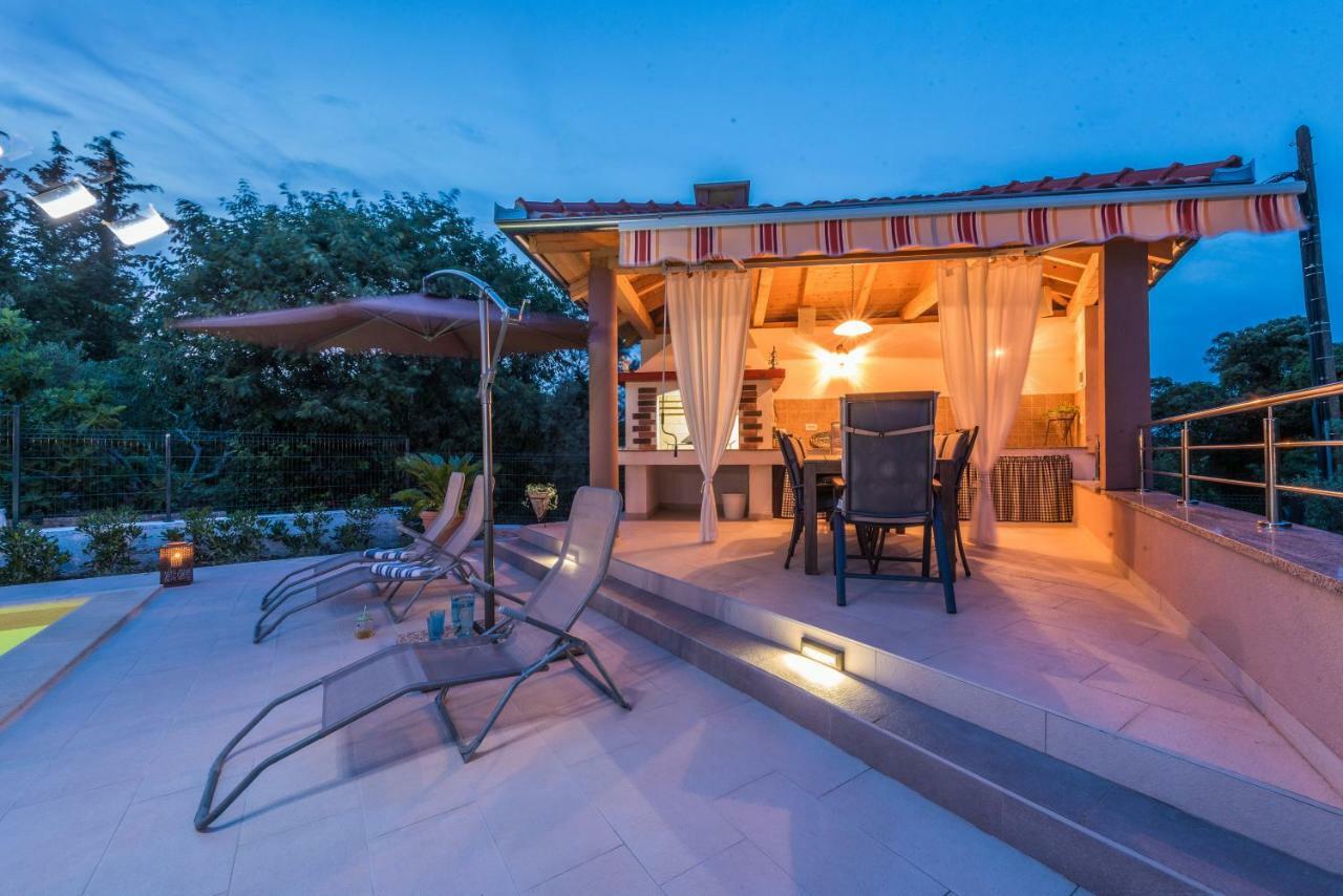 Apartments Jelavic Sutomiscica Dış mekan fotoğraf