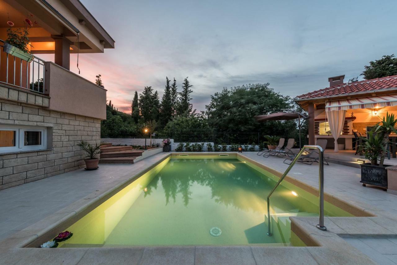 Apartments Jelavic Sutomiscica Dış mekan fotoğraf