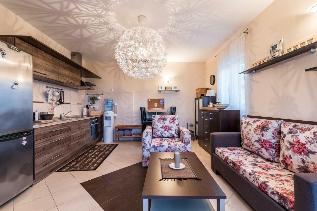 Apartments Jelavic Sutomiscica Dış mekan fotoğraf