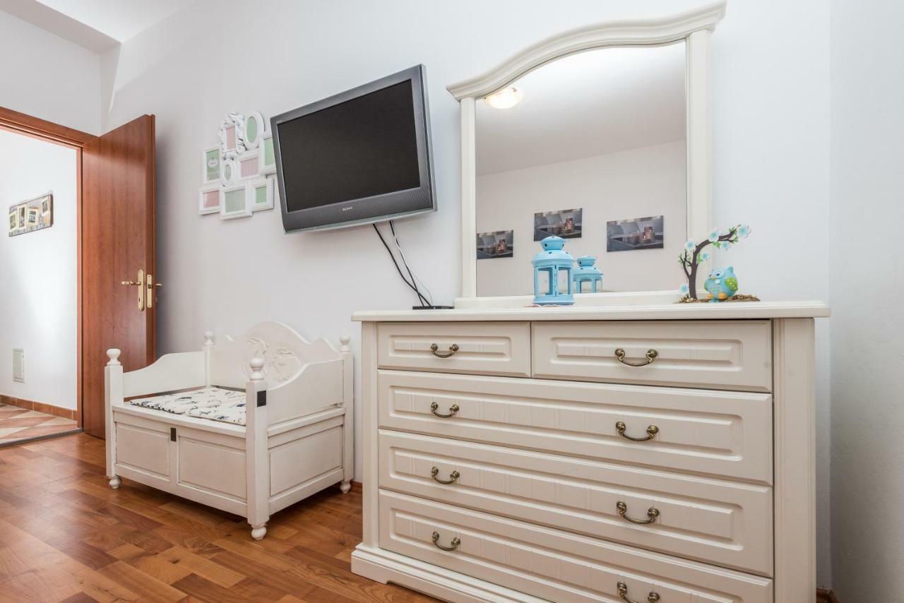 Apartments Jelavic Sutomiscica Dış mekan fotoğraf