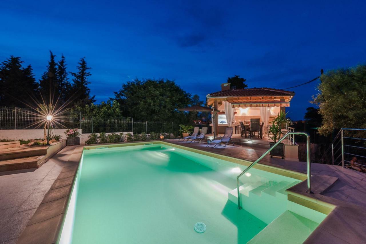 Apartments Jelavic Sutomiscica Dış mekan fotoğraf