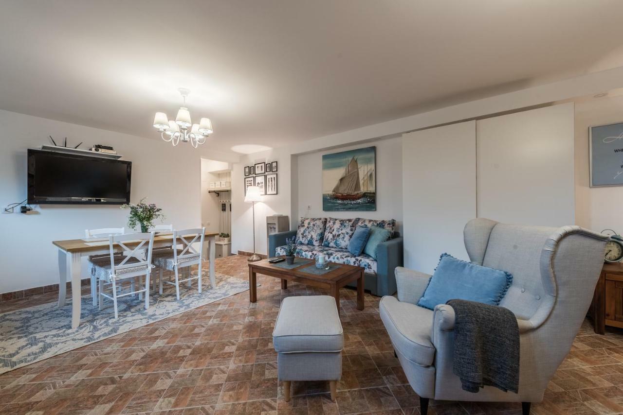 Apartments Jelavic Sutomiscica Dış mekan fotoğraf