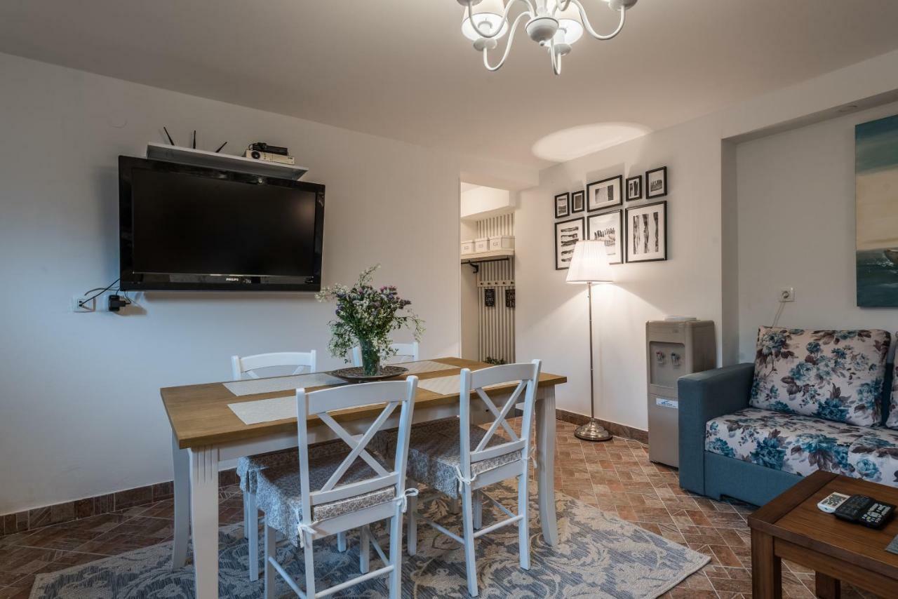 Apartments Jelavic Sutomiscica Dış mekan fotoğraf